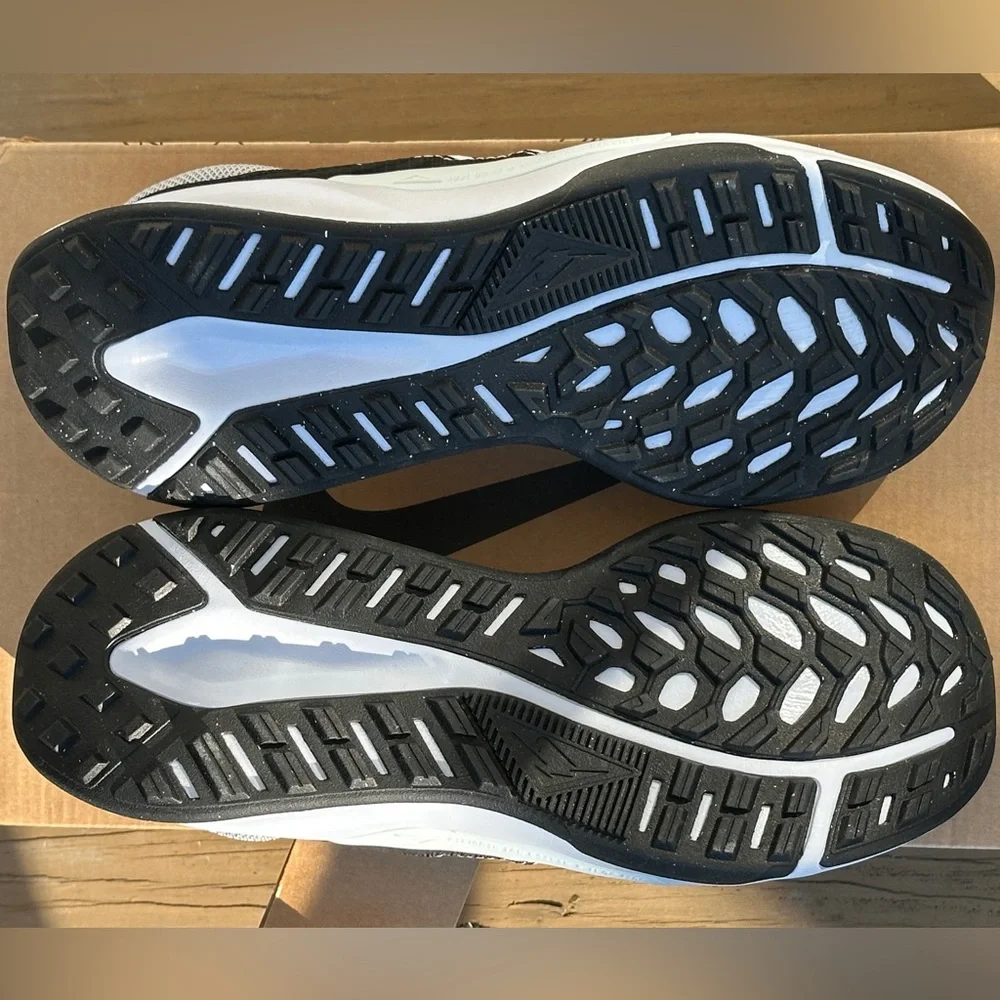 Nike Black Juniper Trail Casual Sneaker Womens 7 ; fits Youth 5.5 NEW